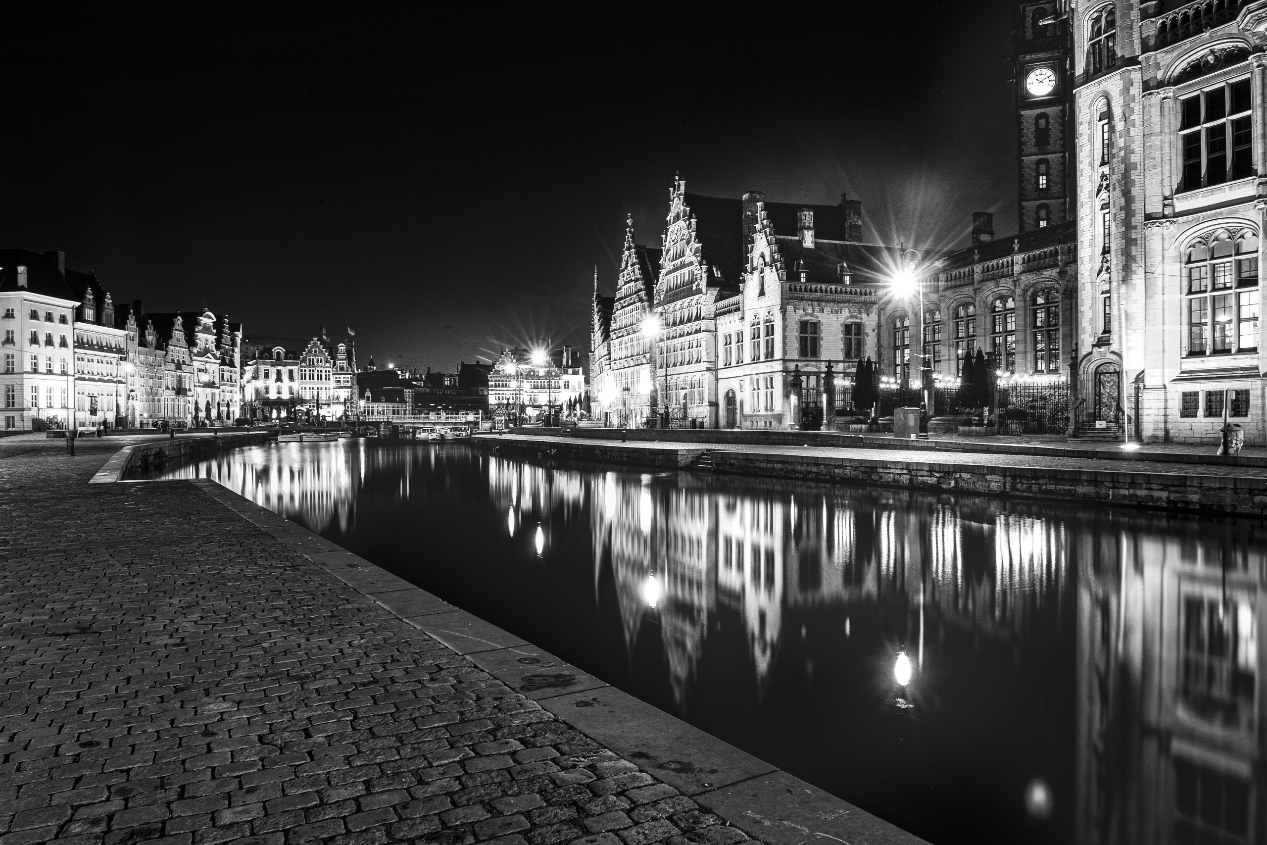 Ghent Korenlei B&W