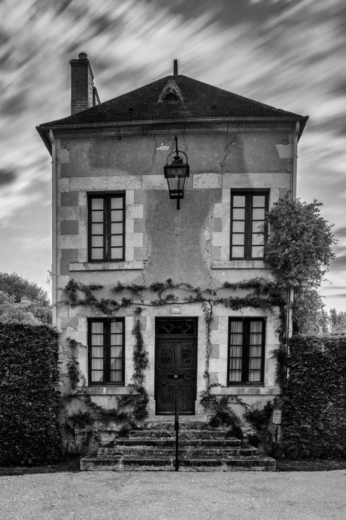 House France B&W